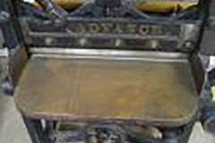 03-Bed-and-Back-Gauge-Wheel