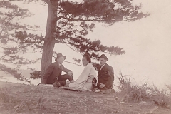 Photo-Harry-and-brother-Will-with-Japanese-woman-copy