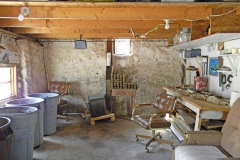 Pest-House-Inside-West